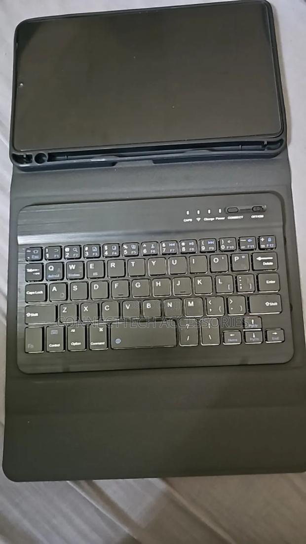 Samsung Tab A11 Bluetooth Keyboard Case - thumbnail 3
