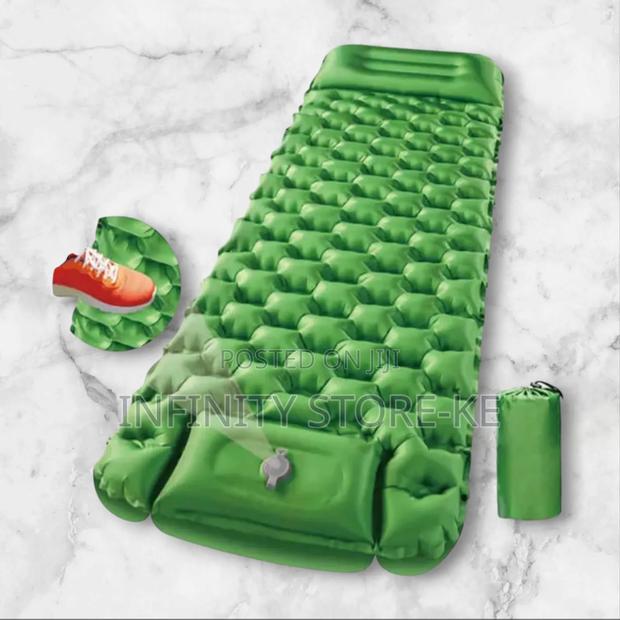 Sleeping Mattress With in Built Pump - main view