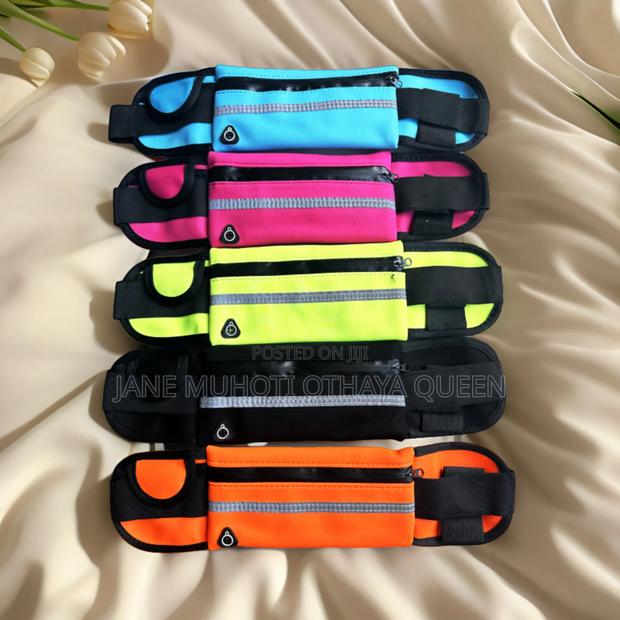 *Running/Jogging Waist Bag /Fanny Pack - thumbnail 2