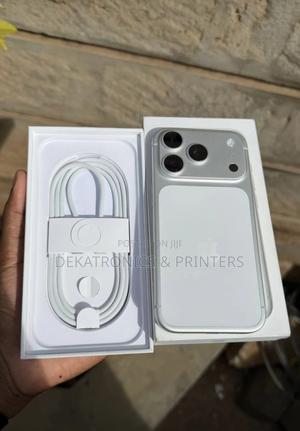 New Apple iPhone 17 Pro 256 GB White - main view