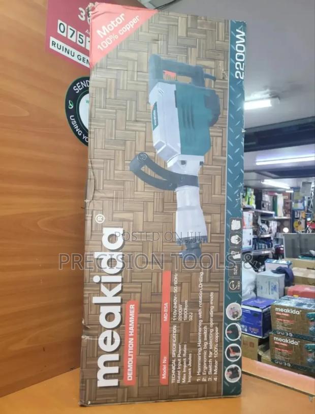 Meakida 2200w Demolition Hammer – Heavy Duty Concrete Breaker