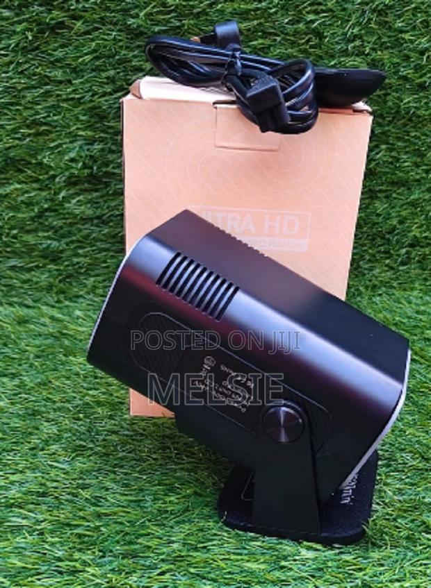 180° Flexible Projection Angle Hy 320 Android Smart Projector - main view