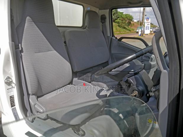 2018 Toyota Dyna - thumbnail 3