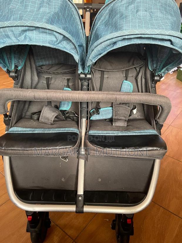 Twin Stroller - thumbnail 3
