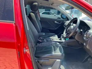 Audi Q2 2018 Red