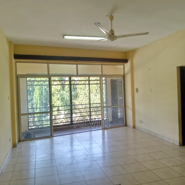 4bdrm Apartment in Ganjoni for rent