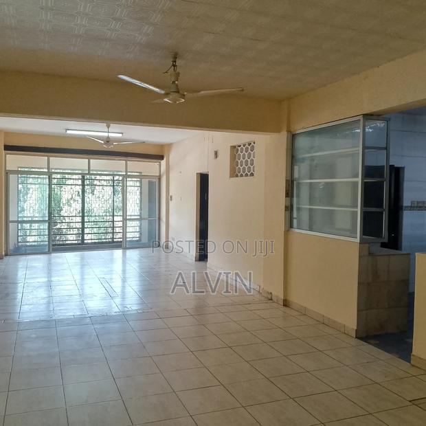 4bdrm Apartment in Ganjoni for rent - thumbnail 4