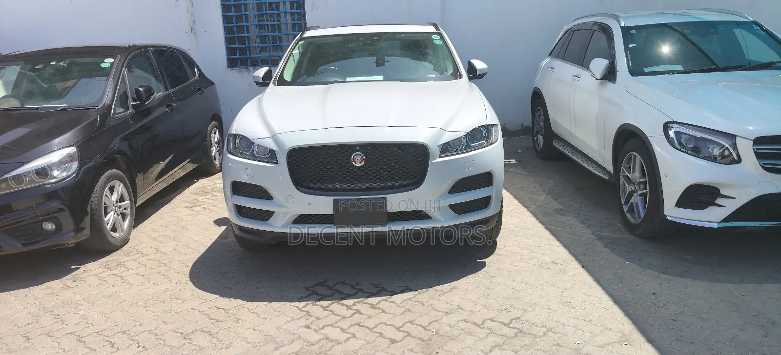 Jaguar F-Pace 20d Prestige AWD 2019 Off white