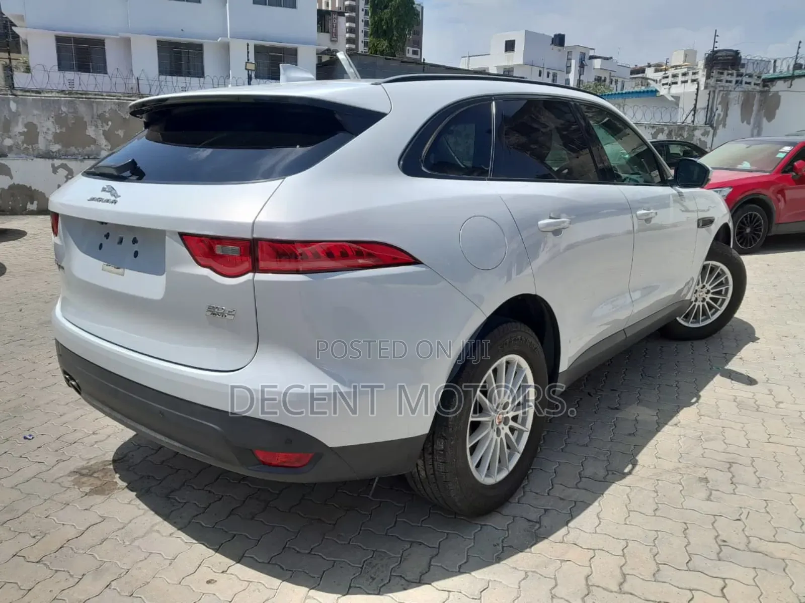 Jaguar F-Pace 20d Prestige AWD 2019 Off white