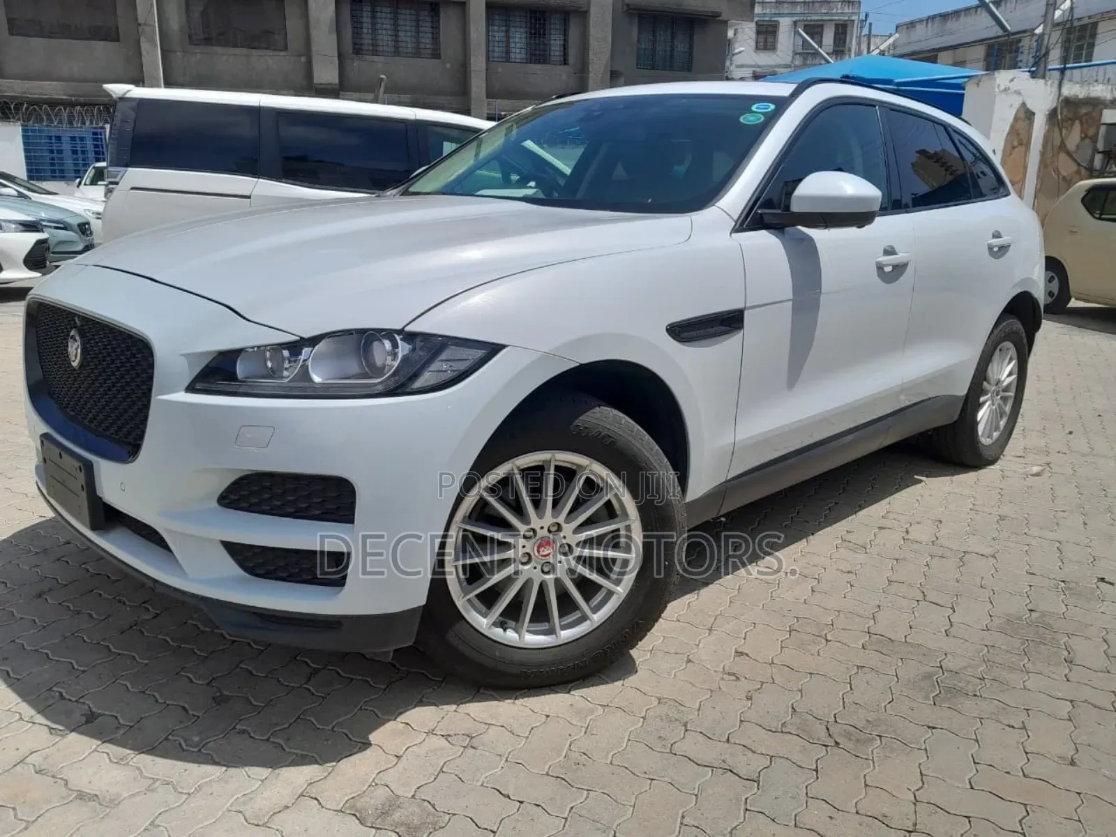 Jaguar F-Pace 20d Prestige AWD 2019 Off white