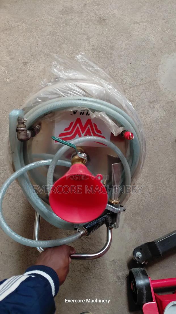 Stainless Steel Soap Dispenser Machine 80litres Capacity. - thumbnail 2