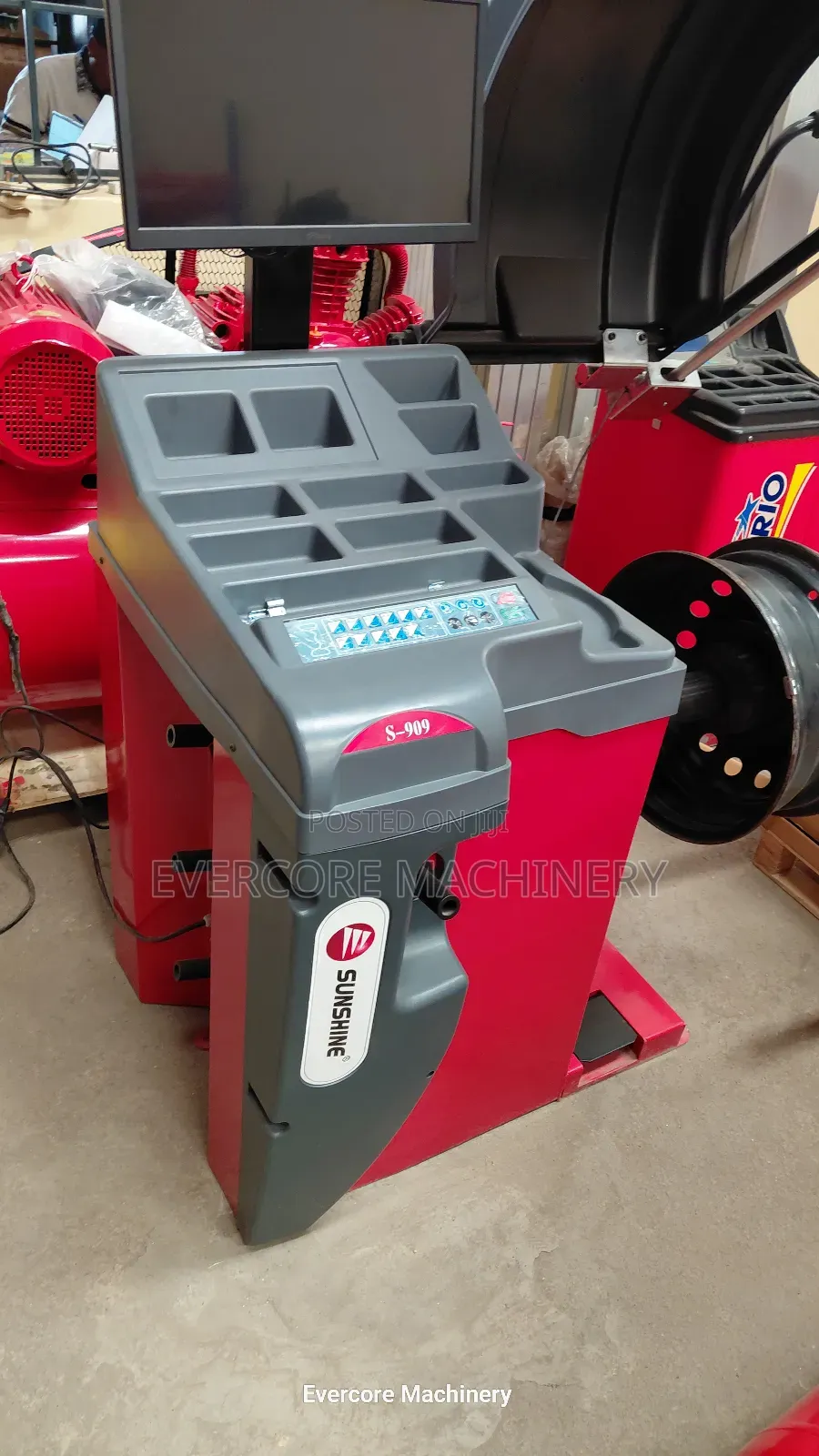 Commercial Wheel Balancer Machine S-909 Model