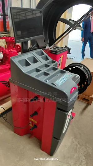 Commercial Wheel Balancer Machine S-909 Model