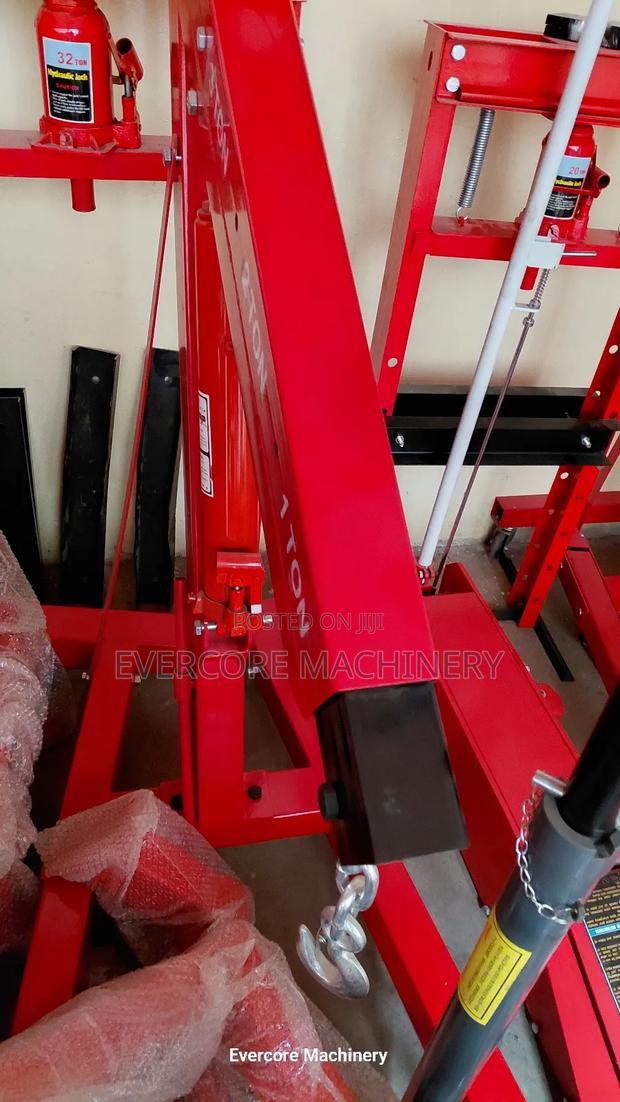 Heavy Duty 3tonne Engine Hoist/Crane Machine Fully Hydraulic.