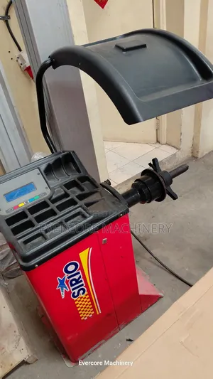 Automatic Wheel Balancing Machine Slightly Used Offer.