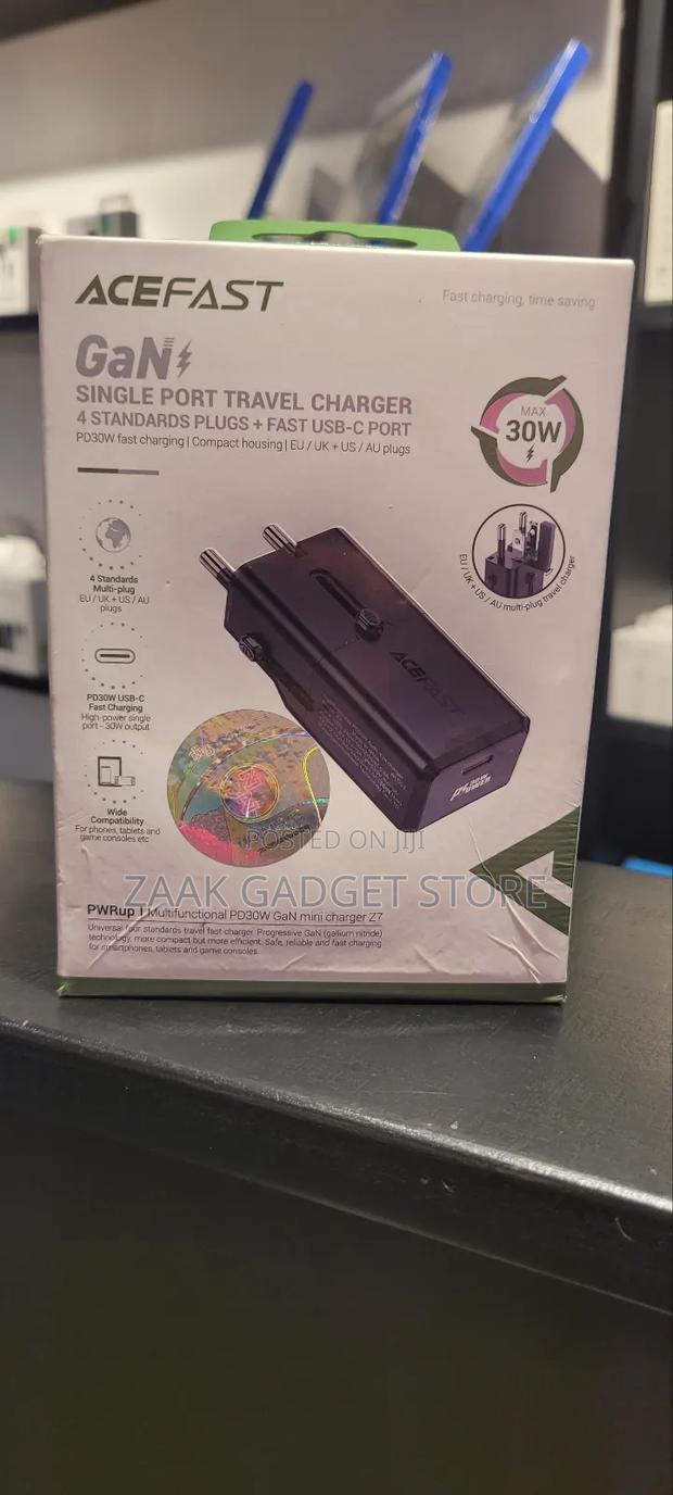 Travel Adapter With 4 Standard Plug+Fast Usb C Port-Z7