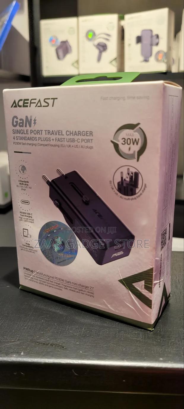 Travel Adapter With 4 Standard Plug+Fast Usb C Port-Z7 - thumbnail 2