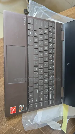 Laptop HP Envy 14 8GB AMD Ryzen 5 SSD 256GB