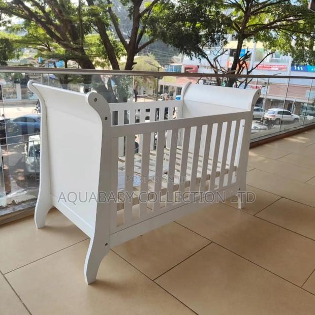Baby Imported Crib - thumbnail 3