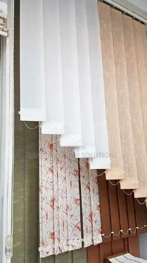 Fitting Vertical Window Blinds