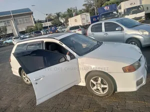 Nissan Wingroad 2001 White