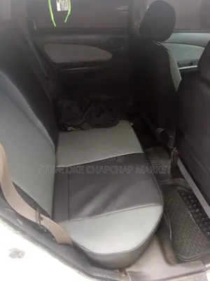 Nissan Wingroad 2001 White