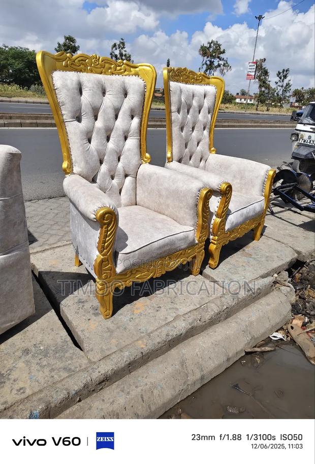 Queen Chairs - thumbnail 2