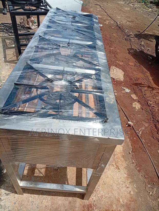 Professional 4-Burner Gas Cooker - thumbnail 4