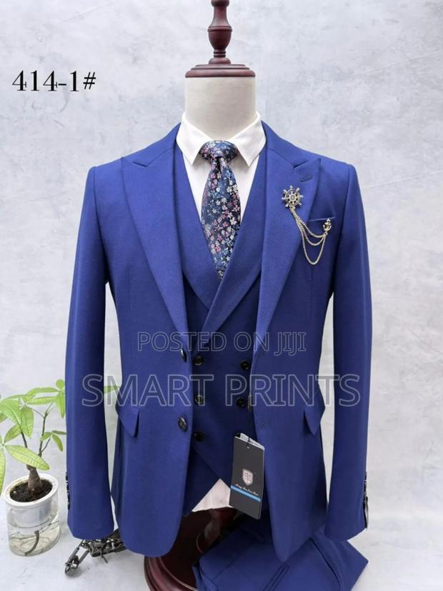 Classic Men’S 3-Piece Suit – Modern Design, Comfortable. - thumbnail 2