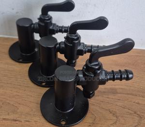 Professional-Grade Gas Tap for Educational Labs - main view