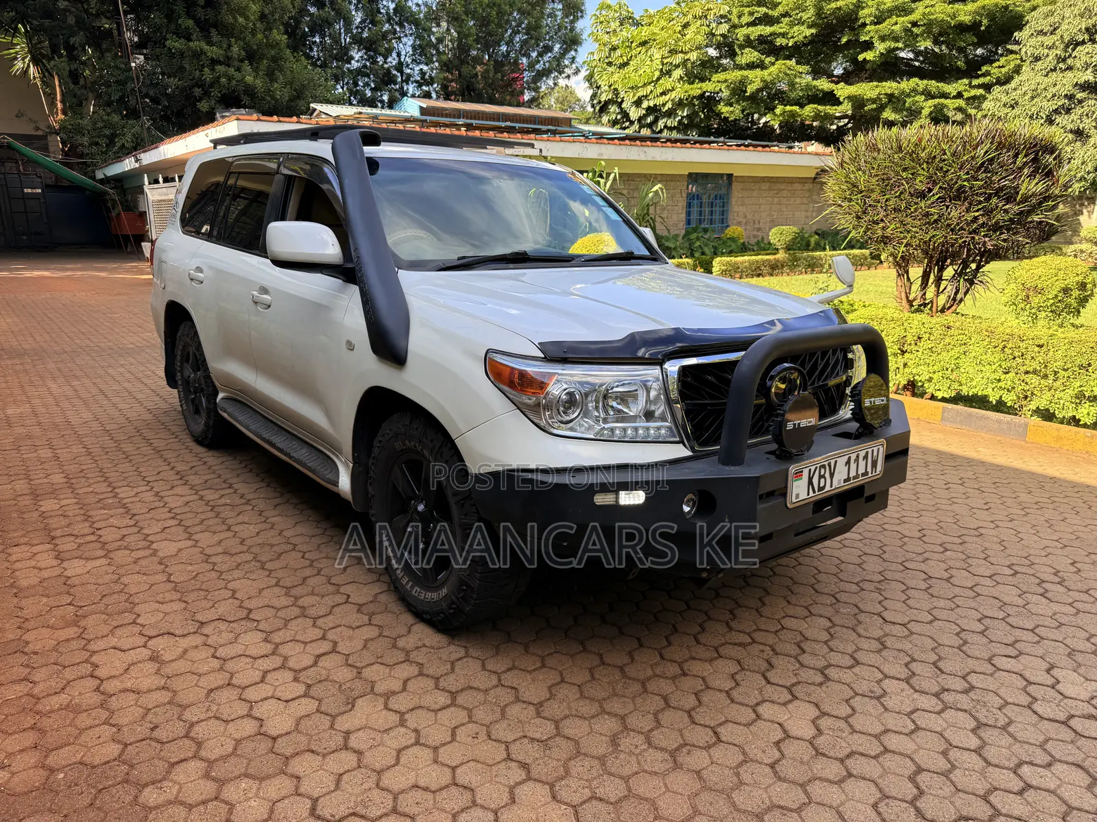 Toyota Land Cruiser 2007 White