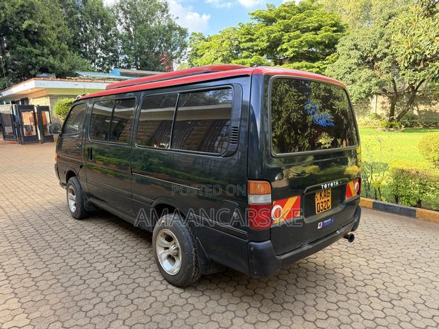 Toyota HiAce 1995 Green - thumbnail 4