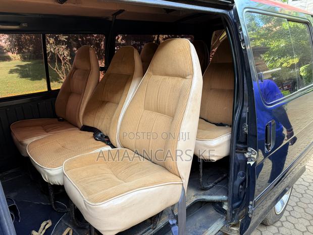Toyota HiAce 1995 Green - thumbnail 13