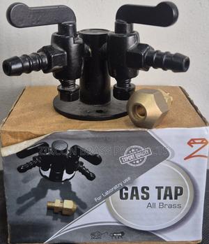 Student-Friendly 2-Way Gas Tap Design - main view
