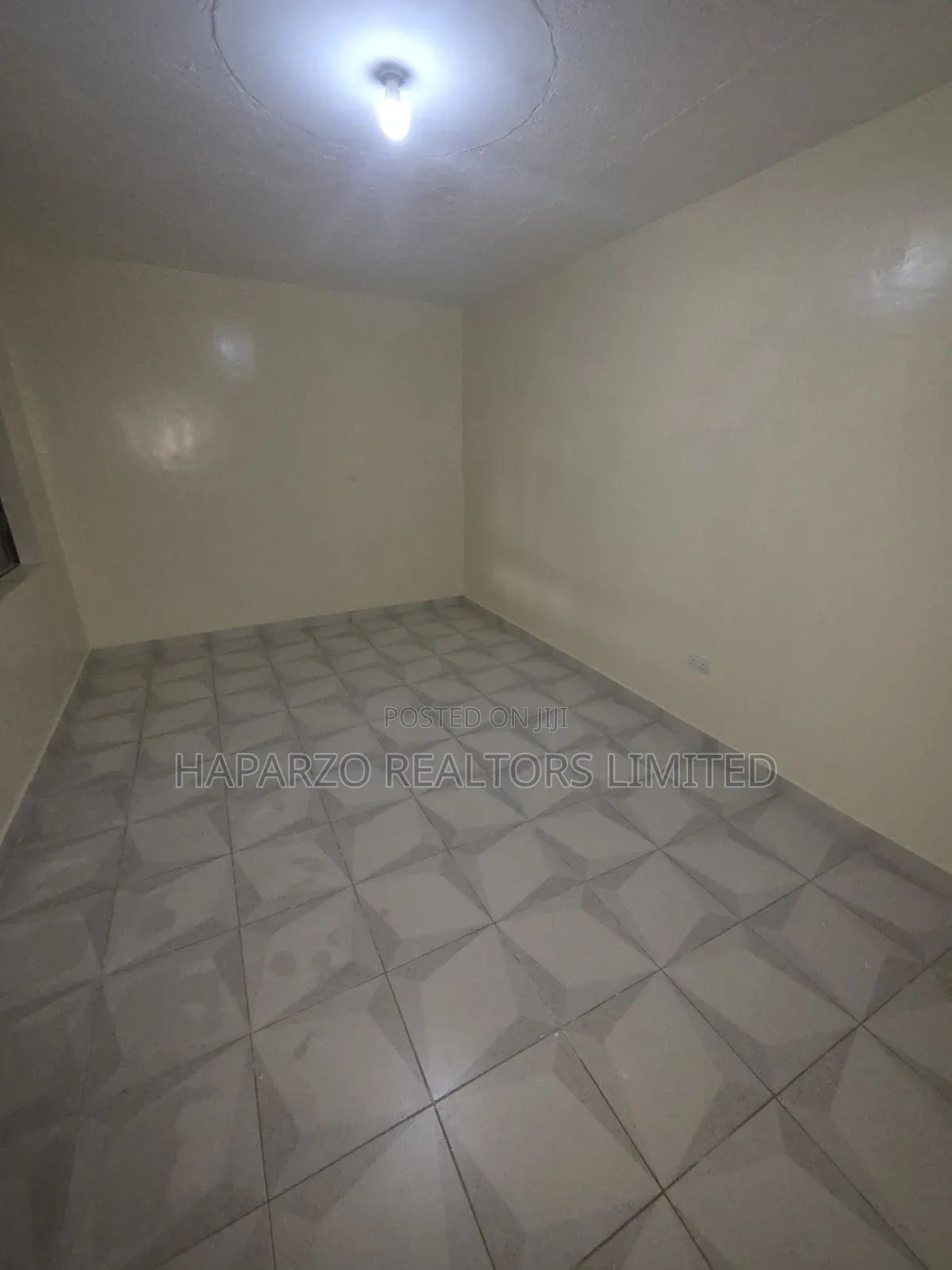 3bdrm Apartment in Utawala for rent