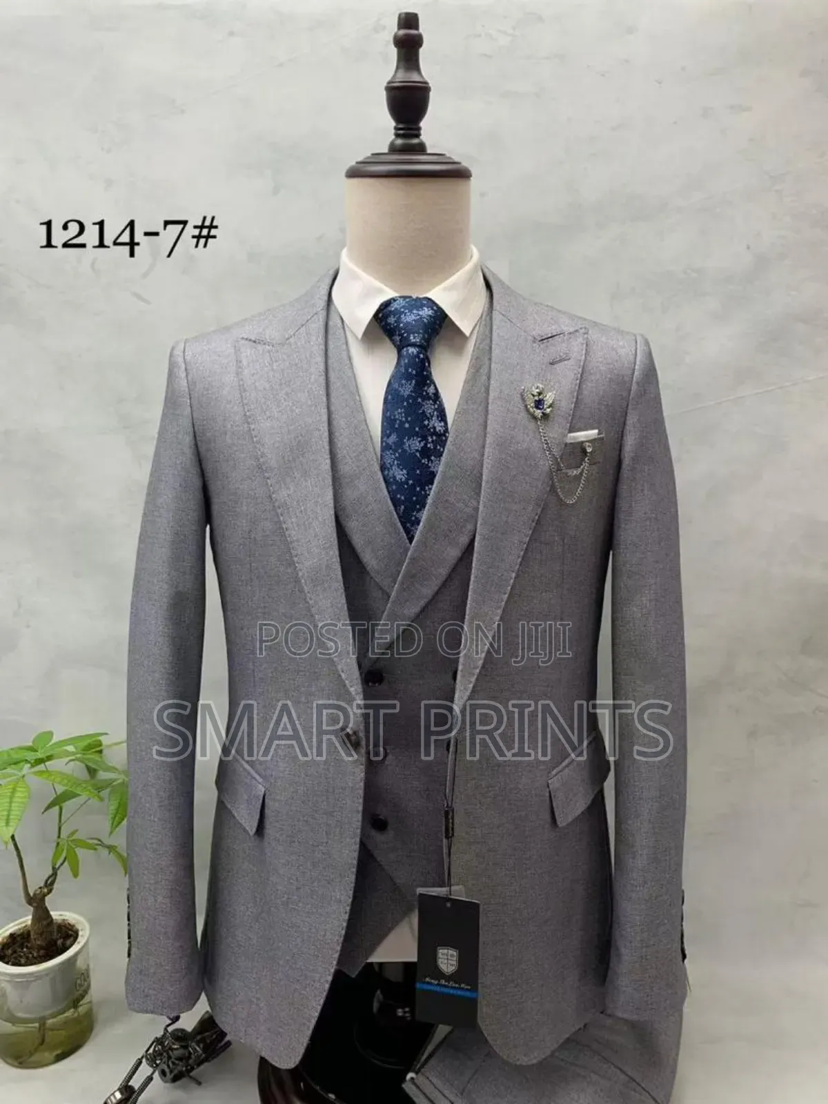 Affordable 3-Piece Men’S Suit – Perfect for Interviews and Meetings.
