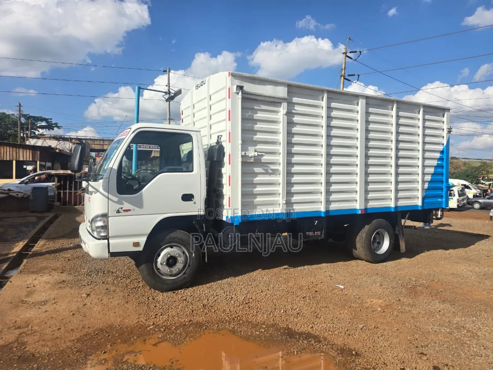 Isuzu NPR 2019