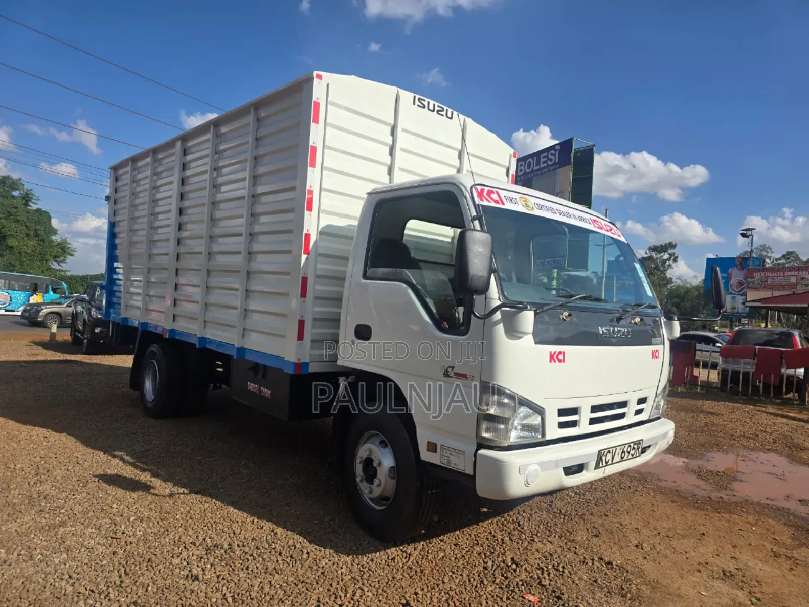 Isuzu NPR 2019