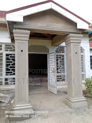 Modern Mouldings