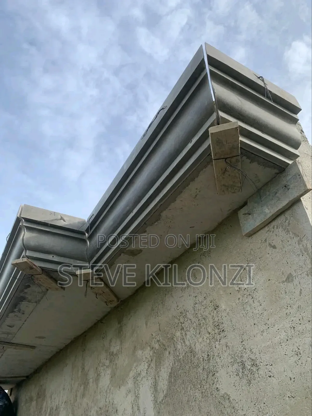 Modern Mouldings