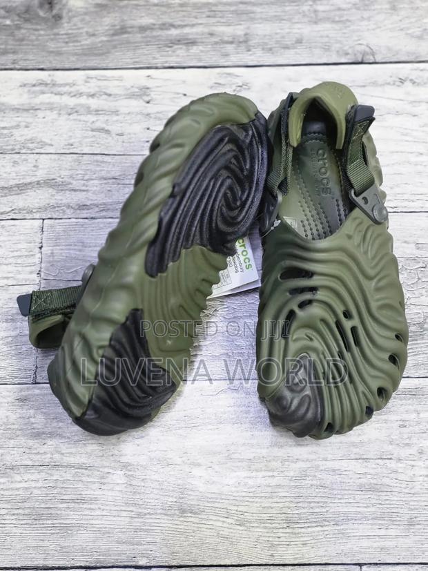 High Quality Crocs - main view