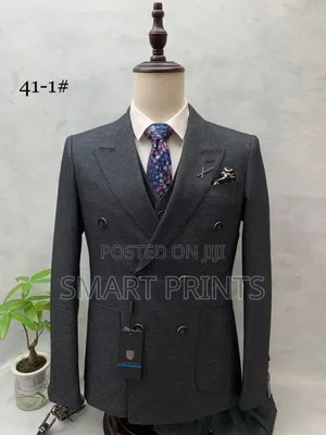 High-Quality 3-Piece Suit – Blazer, Vest Trouser Combo.