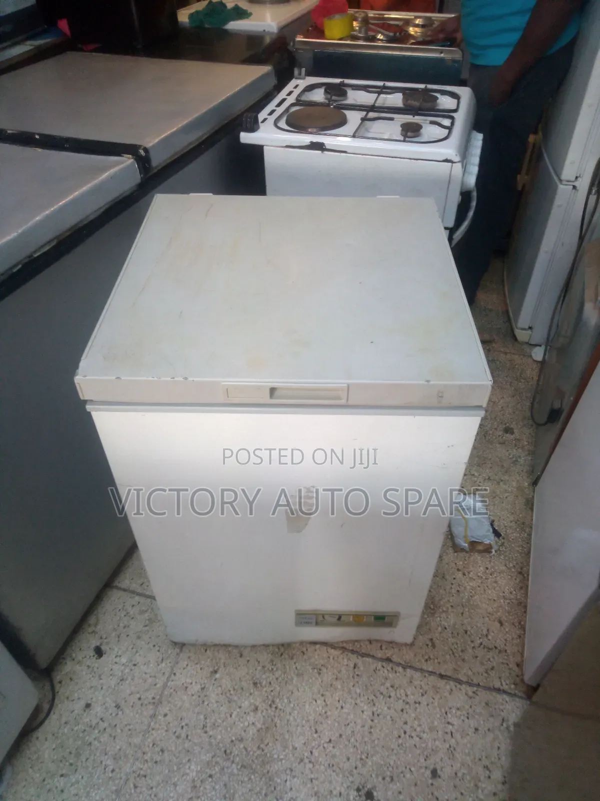 Chest Freezer (Exuk)
