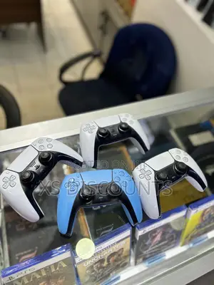 Playstation 5 Controllers