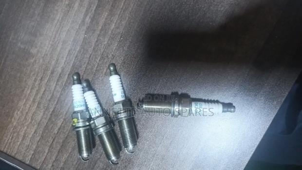 Toyota Hiace 7l 1tr Spark Plugs - thumbnail 2