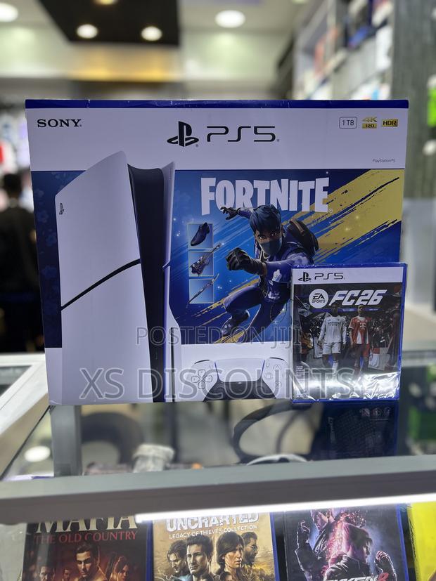 Playstation 5 Slim With Fc 26 Bundle - thumbnail 2