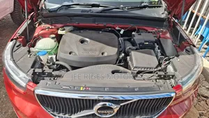 Volvo XC40 T5 Petrol AWD 2018 Red