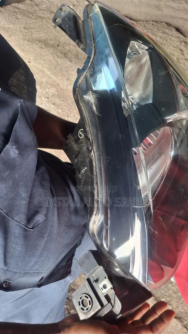 Demio Headlight (Adjuster) 2015/2016/2017/2018 Headlight - thumbnail 5