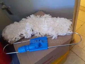 White Flat Dry Mop (Sleeve Frame)