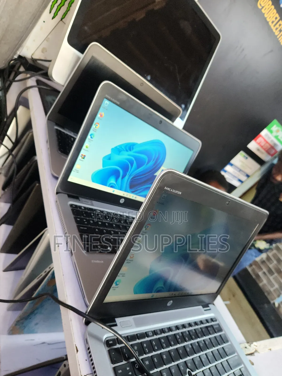 Laptop HP EliteBook 820 G3 8GB Intel Core I5 SSD 256GB